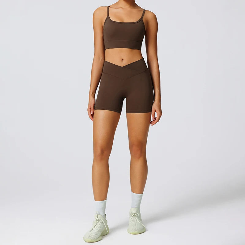 Women's Breathable Quick Dry Solid V-Shaped High Waist Eco-Friendly Training Shorts Bra Set Sports Bra Workout Shorts 2 Piece