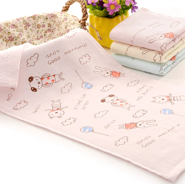 Skin Friendly Soft Hypoallergenic Quick Dry Cotton Woven Kids' Towel Dog Pattern Lightweight Eco-Friendly for Home Shower
