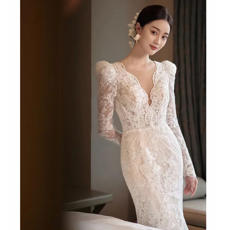 S2515R  2025 New Bridal Lace Fishtail High-end Small Train Hot Selling Wedding Dress