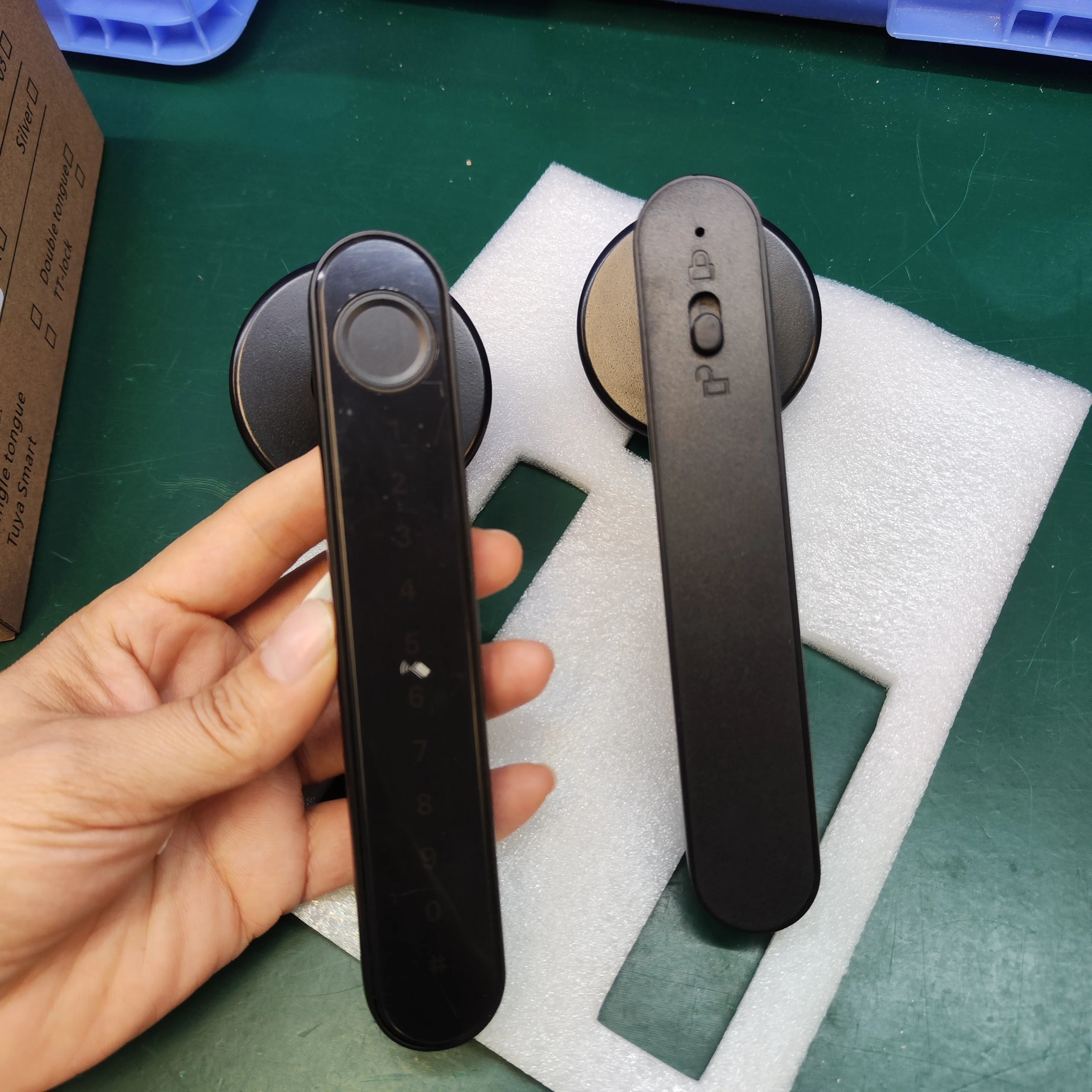Quality Digital Door Lock Wood Door Rear Fingerprint Lock Smart Lock Front Door Waterproof Outdoor Cerraduras Inteligentes Ezvis