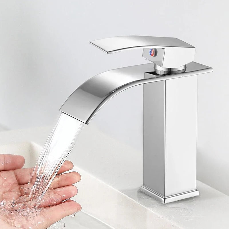Square Body Single Hole Single Handle Vanity Lavatory Deck Mount Bathroom Faucet Set Bathroom Sink Faucet for Hotel Bathroom