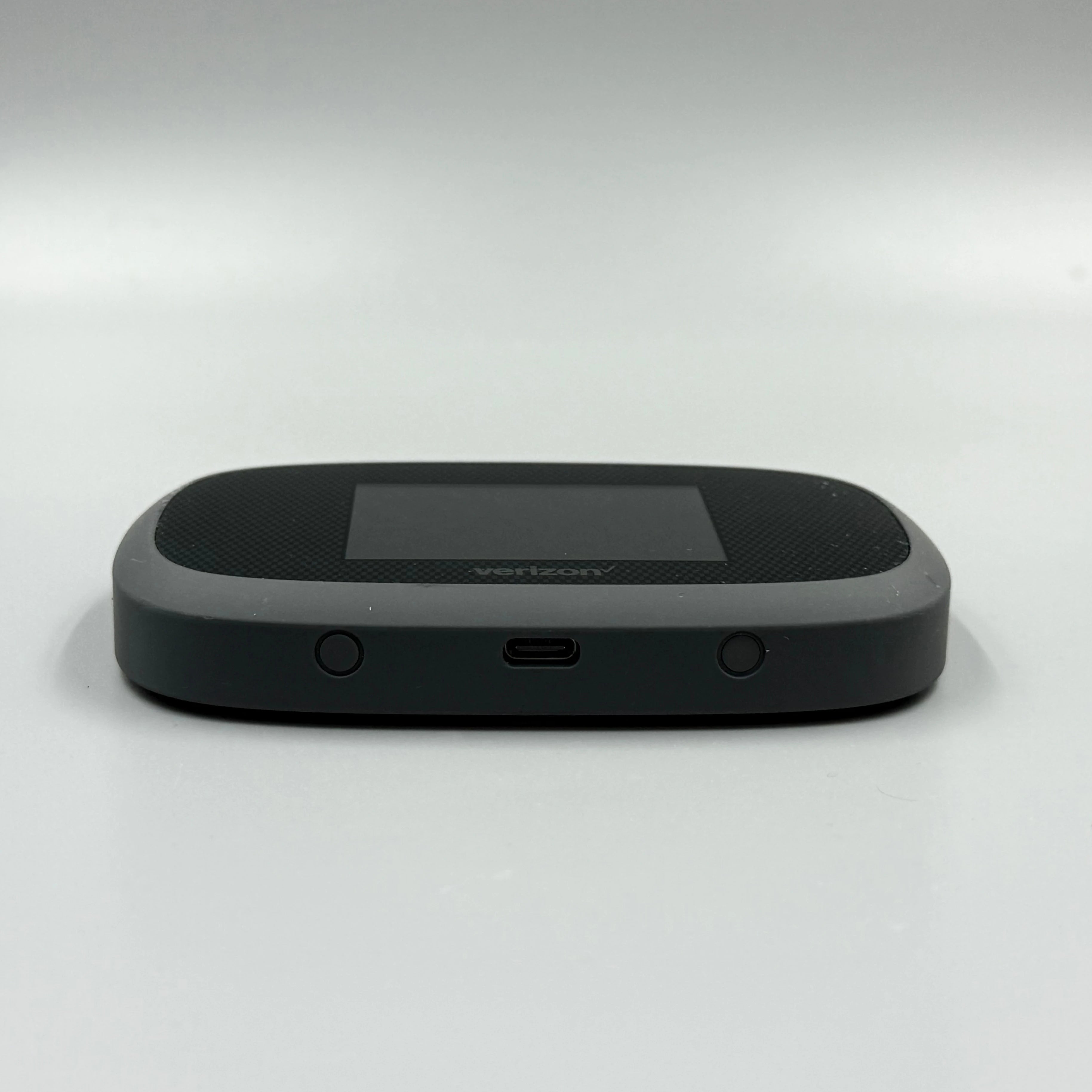 Unlocked Verizon Wireless Jetpack 8800L 4G LTE GSM Mobile Hotspot Dual-Band Worldwide CAT18 300Mbps VoIP Firewall QoS VPN