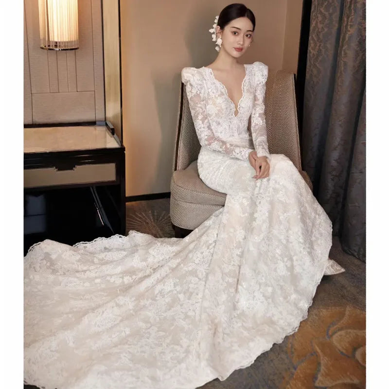 S2515R  2025 New Bridal Lace Fishtail High-end Small Train Hot Selling Wedding Dress