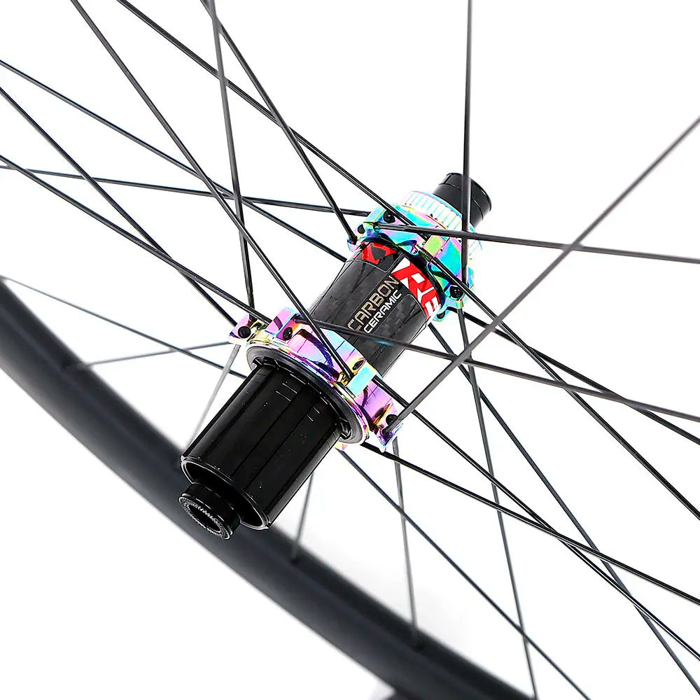 Hot Aluminum Alloy Carbon Fiber Lightweight 700C Carbon Wheelset 12*142 Disc Brake Road Bike 50mm Wheels With Carbon Hub