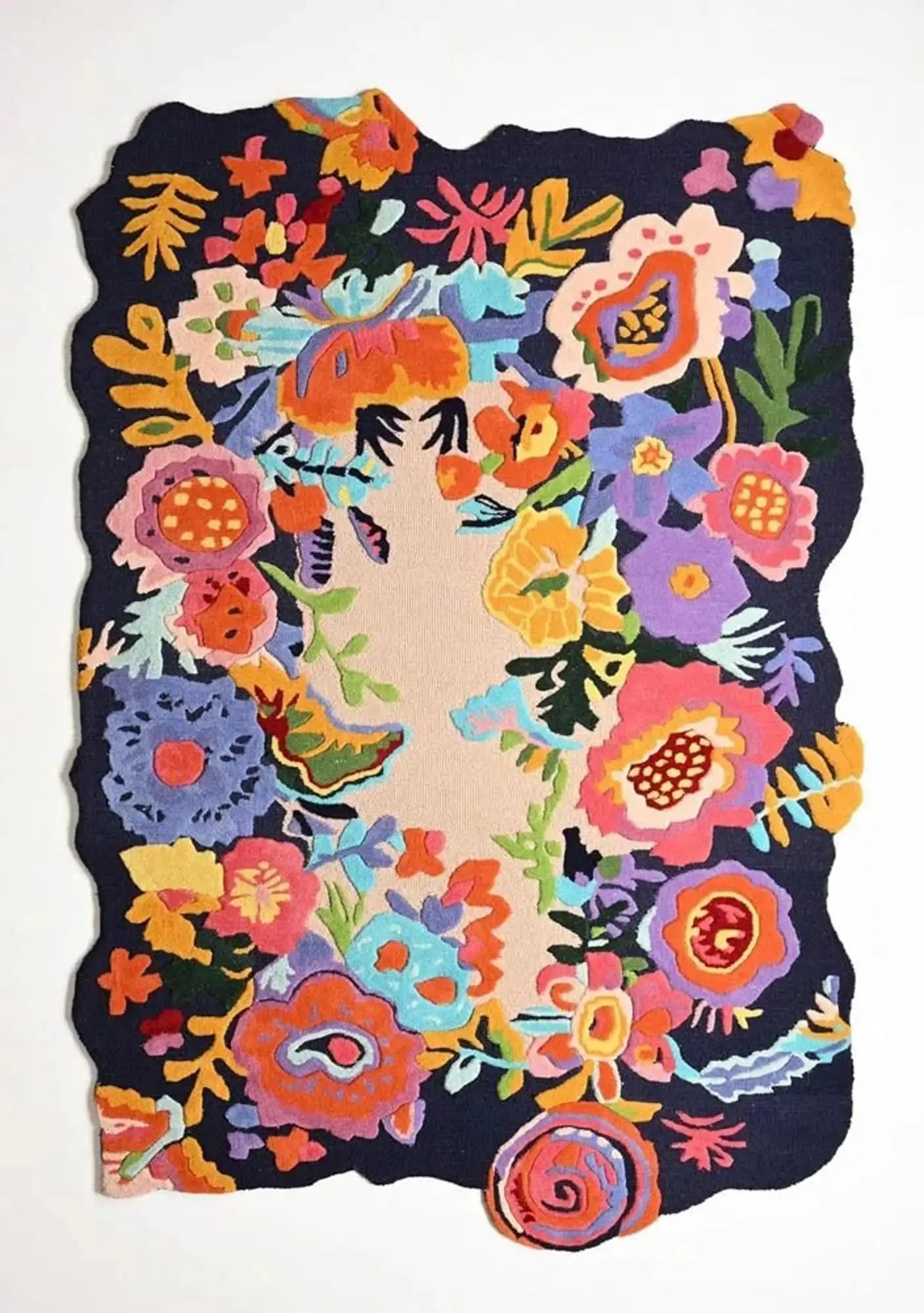 Creative Rugs Modern Wool Irregular Shape Customized High Quality Hand Tufted Flower Print Non-Slip Washable Latex Medium Rug