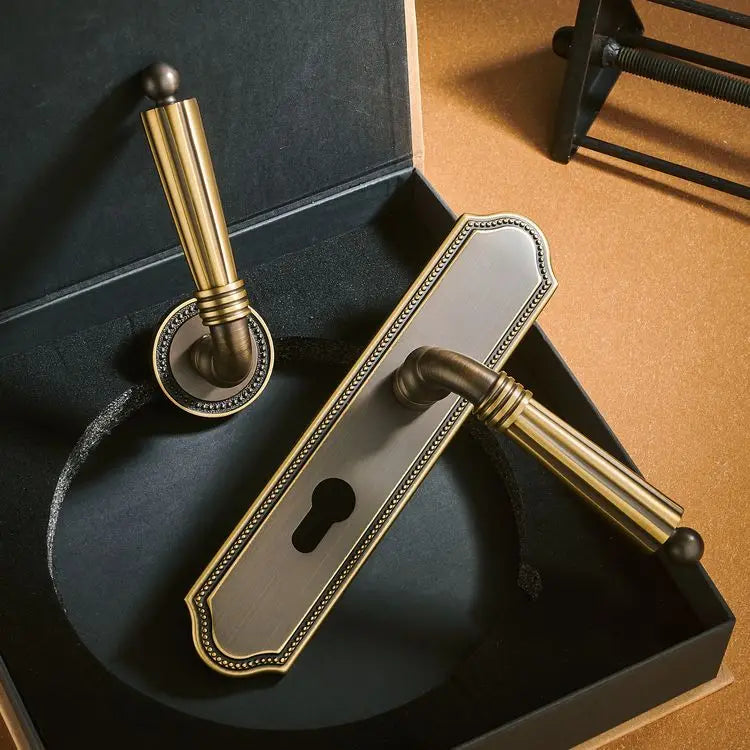 Luxury Villa Brass Handle Magnetic Mortise Door Lock Interior Bedroom Lever Door Handle With Lock