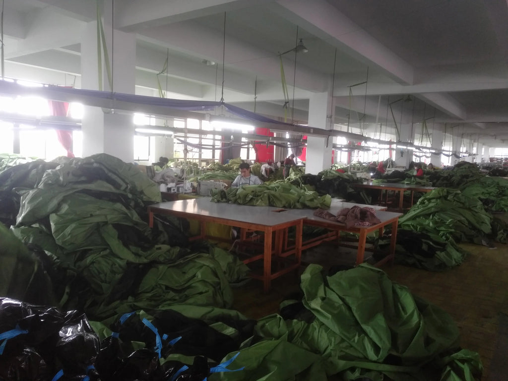 Car Tent Waterproof Tent, Car Tailgate Tent,Pop Up Car Rear Tent, SUV Tent Camping Car Tents for Campers Multipurpose Truck Tent