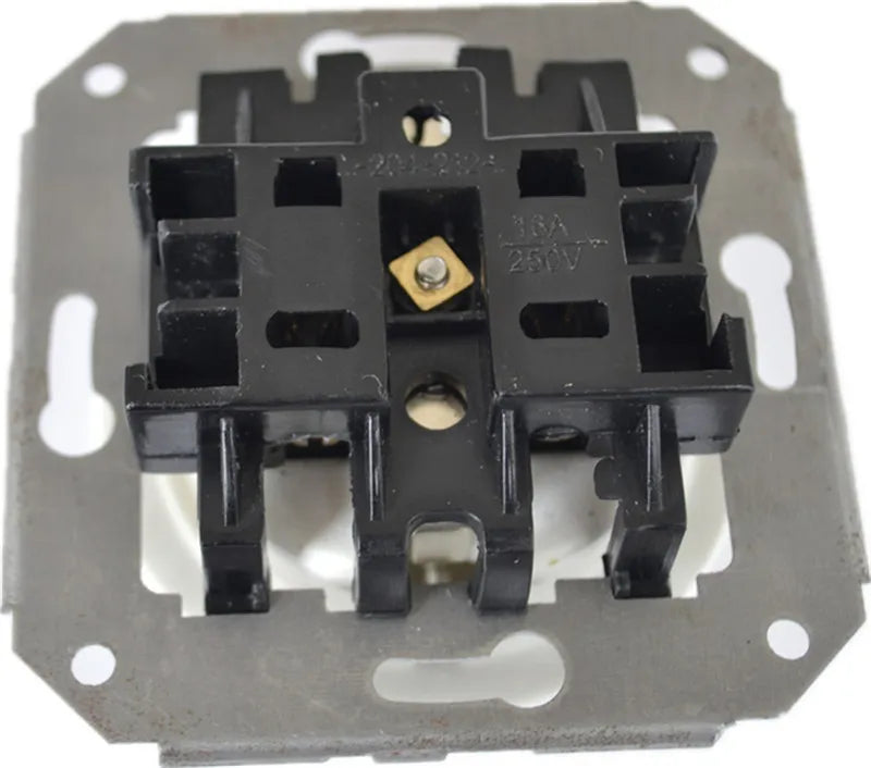 Porcelain  Electrical Wall Socket,Flush-mounted Socket Outlet 240V,16A