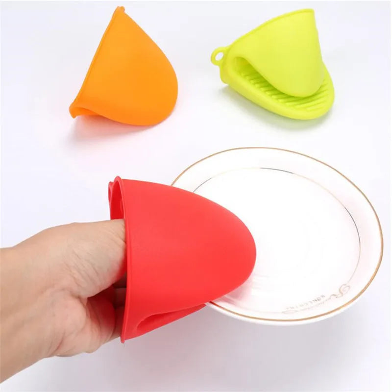 1Pc Thicken Silicone Baking Oven Mitts Microwave Oven Glove Insulation Non Stick Anti-slip Grips Bowl Pot Clips Kitchen Gadgets
