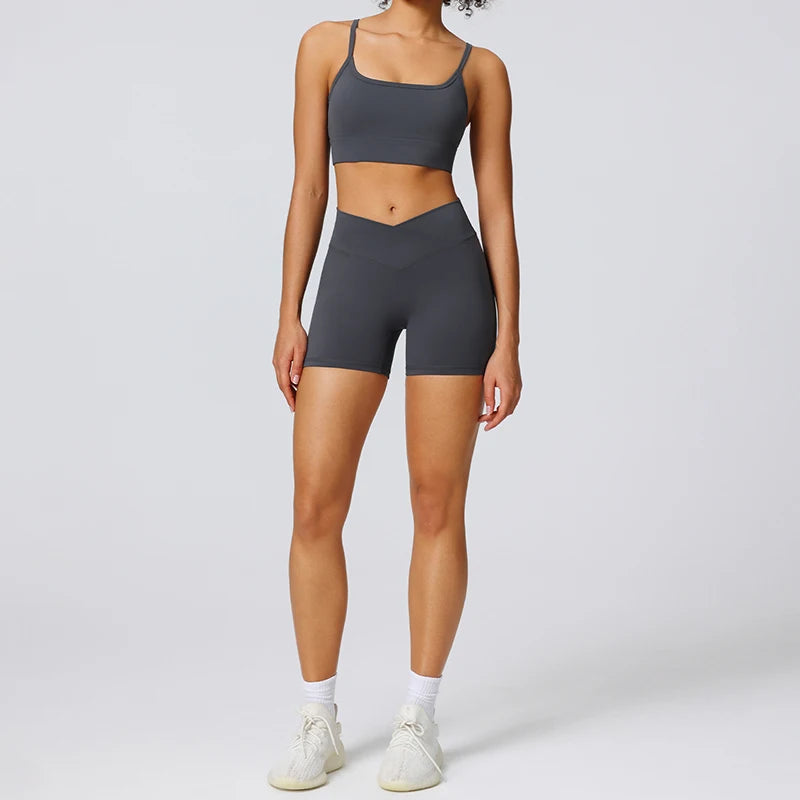 Women's Breathable Quick Dry Solid V-Shaped High Waist Eco-Friendly Training Shorts Bra Set Sports Bra Workout Shorts 2 Piece