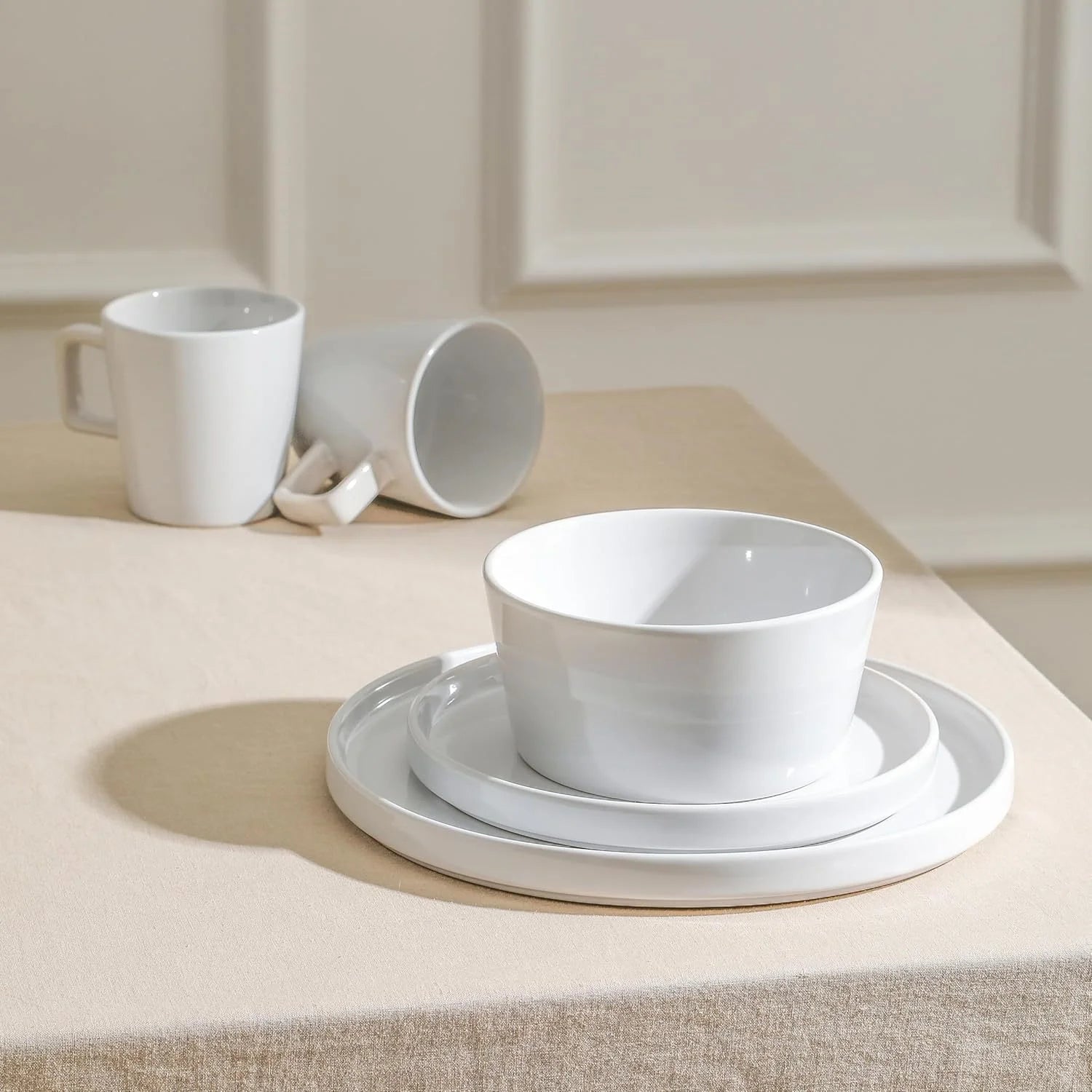 Black 16-piece and 4-piece Tableware Set for Four People Ceramic Plates for Wedding Parties