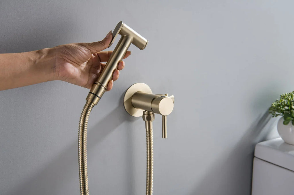 Toilet Flushing Partner Wall Mounted Brass Hot and Cold Bidet Spray Gun Pressurized Gold Body Cleansing Flushing Ass SF1357
