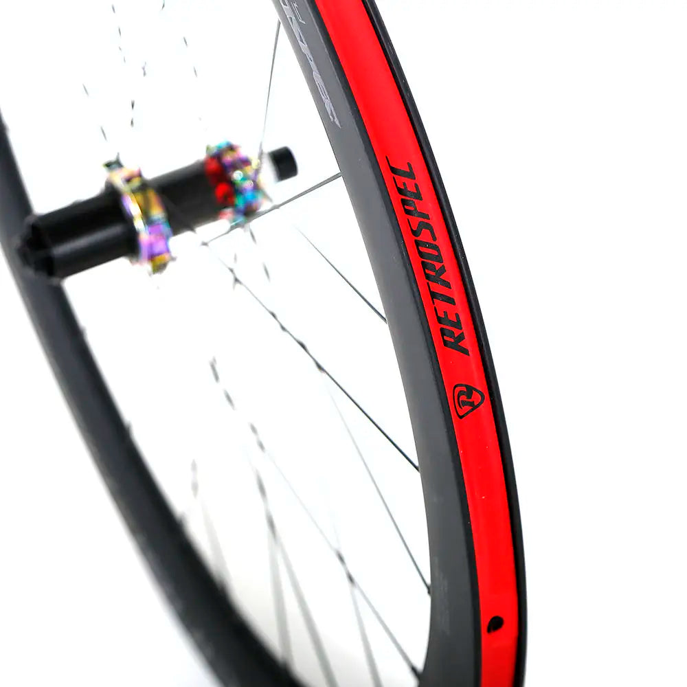 Hot Aluminum Alloy Carbon Fiber Lightweight 700C Carbon Wheelset 12*142 Disc Brake Road Bike 50mm Wheels With Carbon Hub