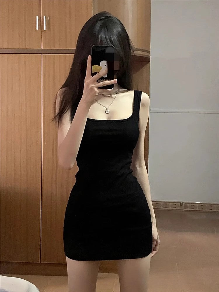 Sister-Style Little Black Dress, Waist Slimming Suspender Skirt, Hip-Covering Skirt, Pure Lust Hot Girl Square-Neck Tight Dress, Women's New Summer Style