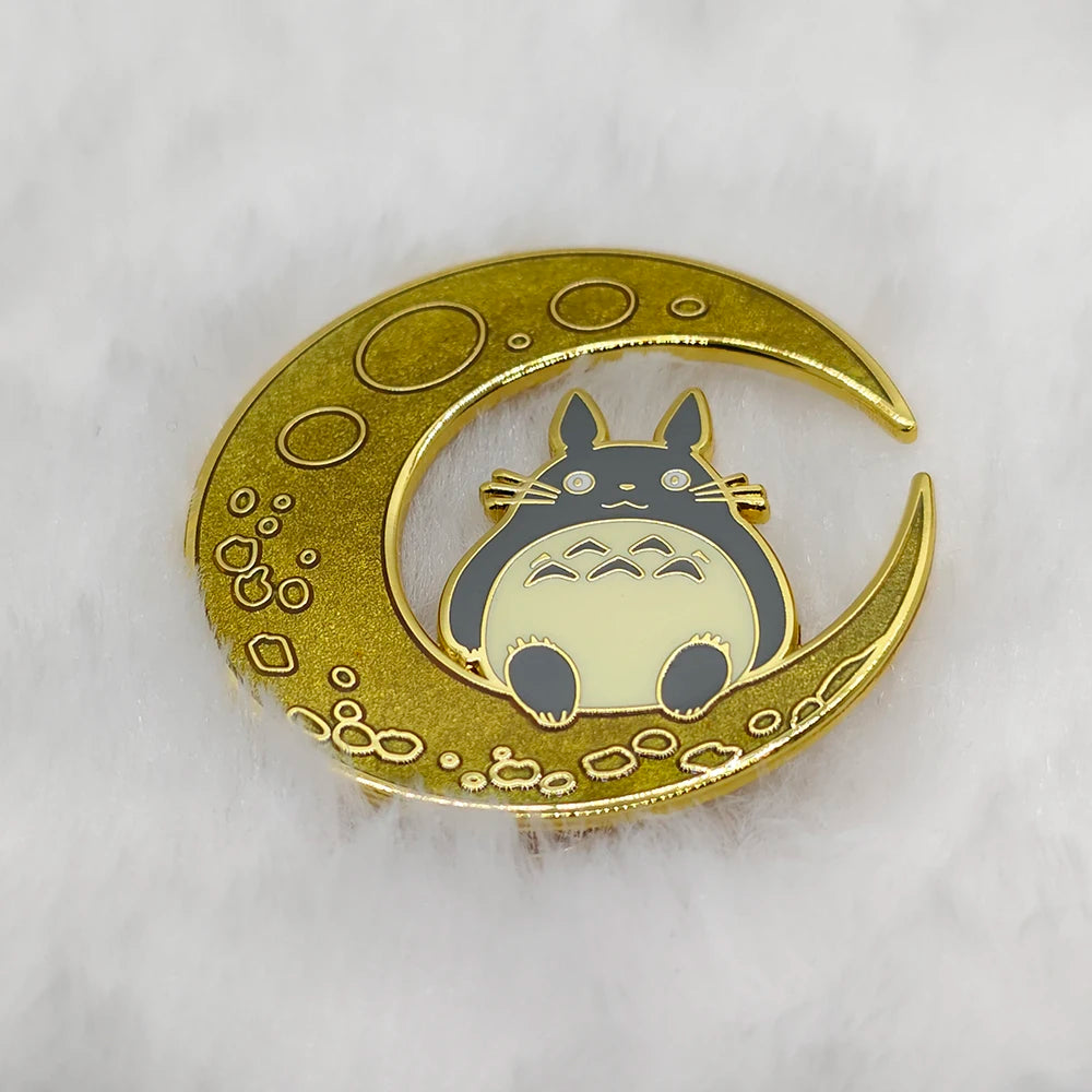 High-quality enamel brooch, cute moon cat brooch, suitable for backpacks, clothes, blog decorations, and holiday small gifts