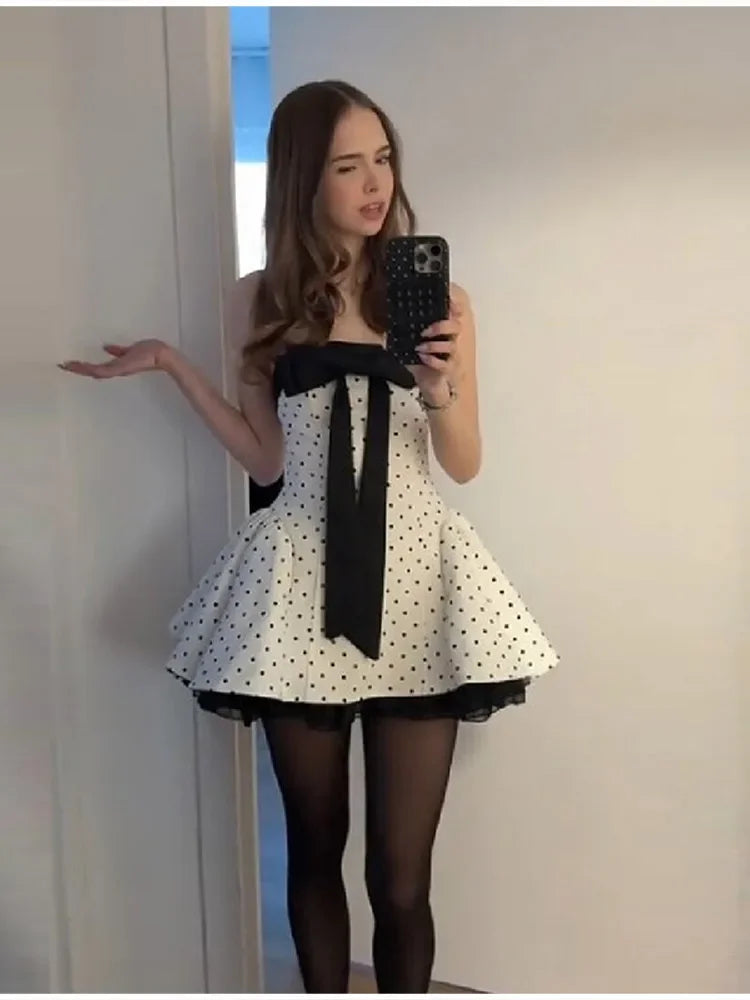 Women's Vintage Polka Dot Strapless Mini Dress Oversized Bow Fit And Flare Lace Hem Skirt 2026 Sweet Cool Party Date Club Outfit