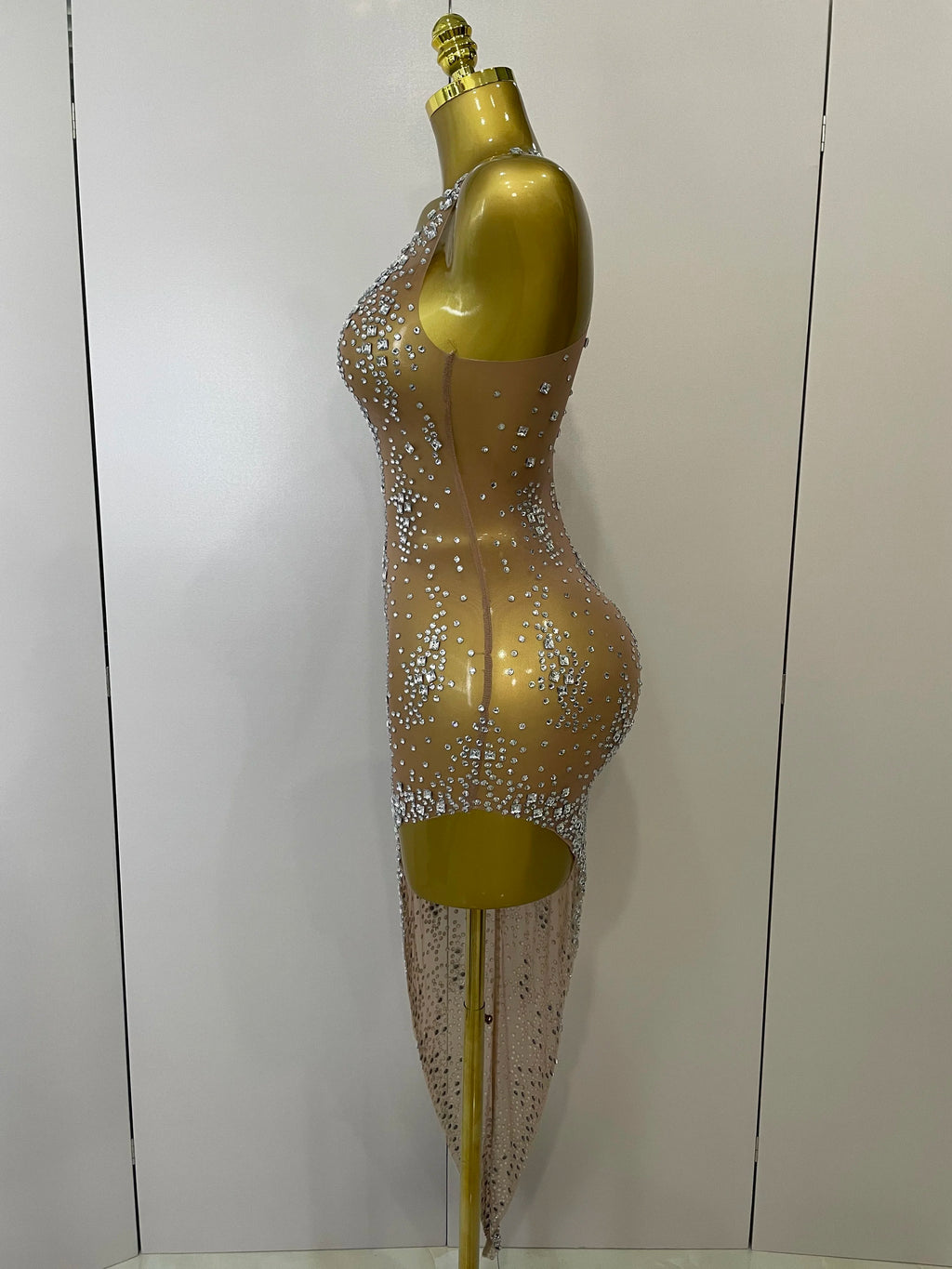2025 New Sparkly Rhinestone V Neck Stretch Mesh Sexy See Through Dress Women Elegant Party Celebrate Perform Costume Stage Outfi