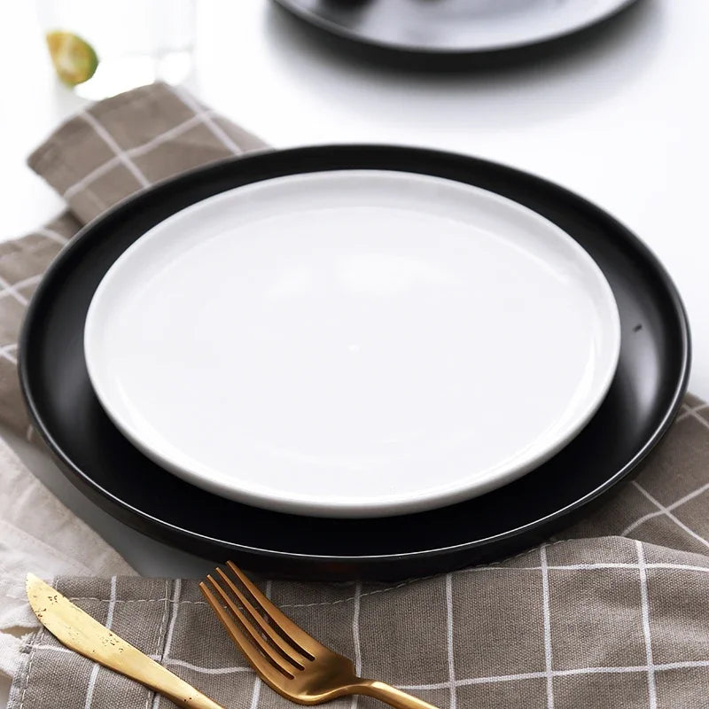 10 inch ceramic black and white Western style steak plate Commercial tableware Modern household circular sushi salad plate