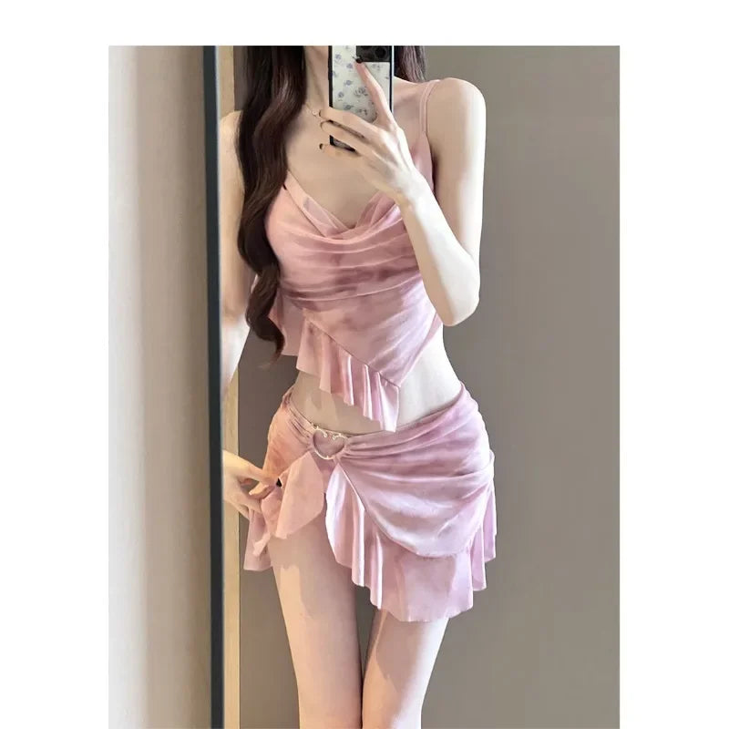 Bikini swimsuit women's 2025 new three-piece set, advanced sense split, meat cover, conservative seaside vacation, niche hot