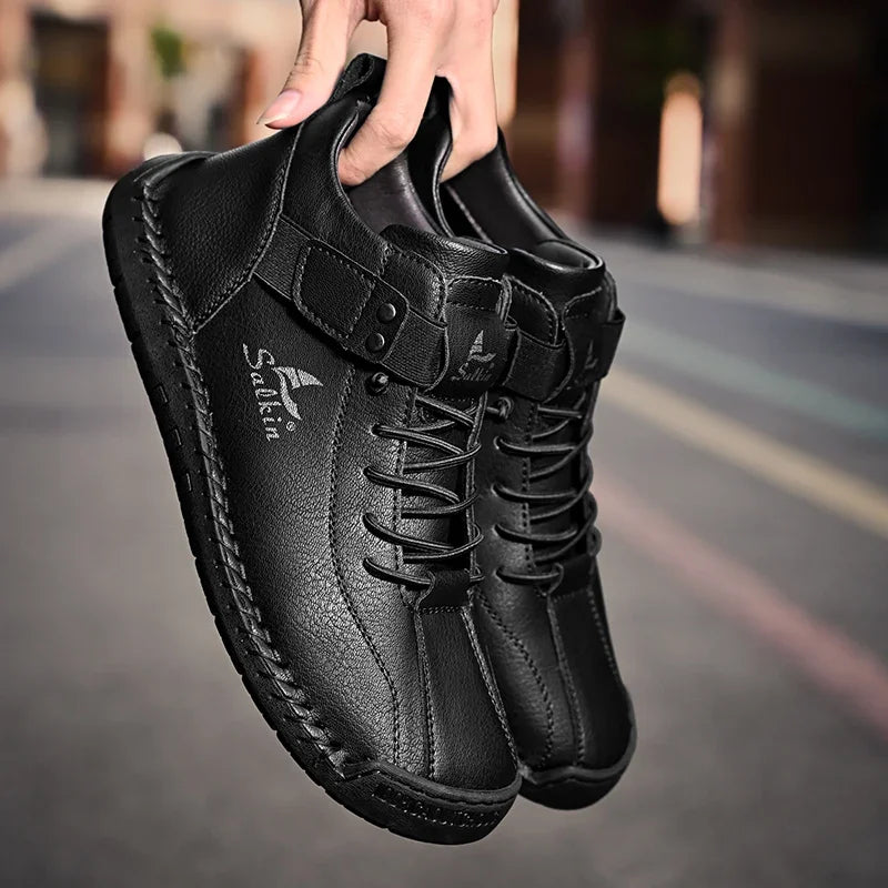 New Leather Casual Men Shoes Design Sneakers Man Breathable Leather Shoes Outdoor Men Ankle Boots