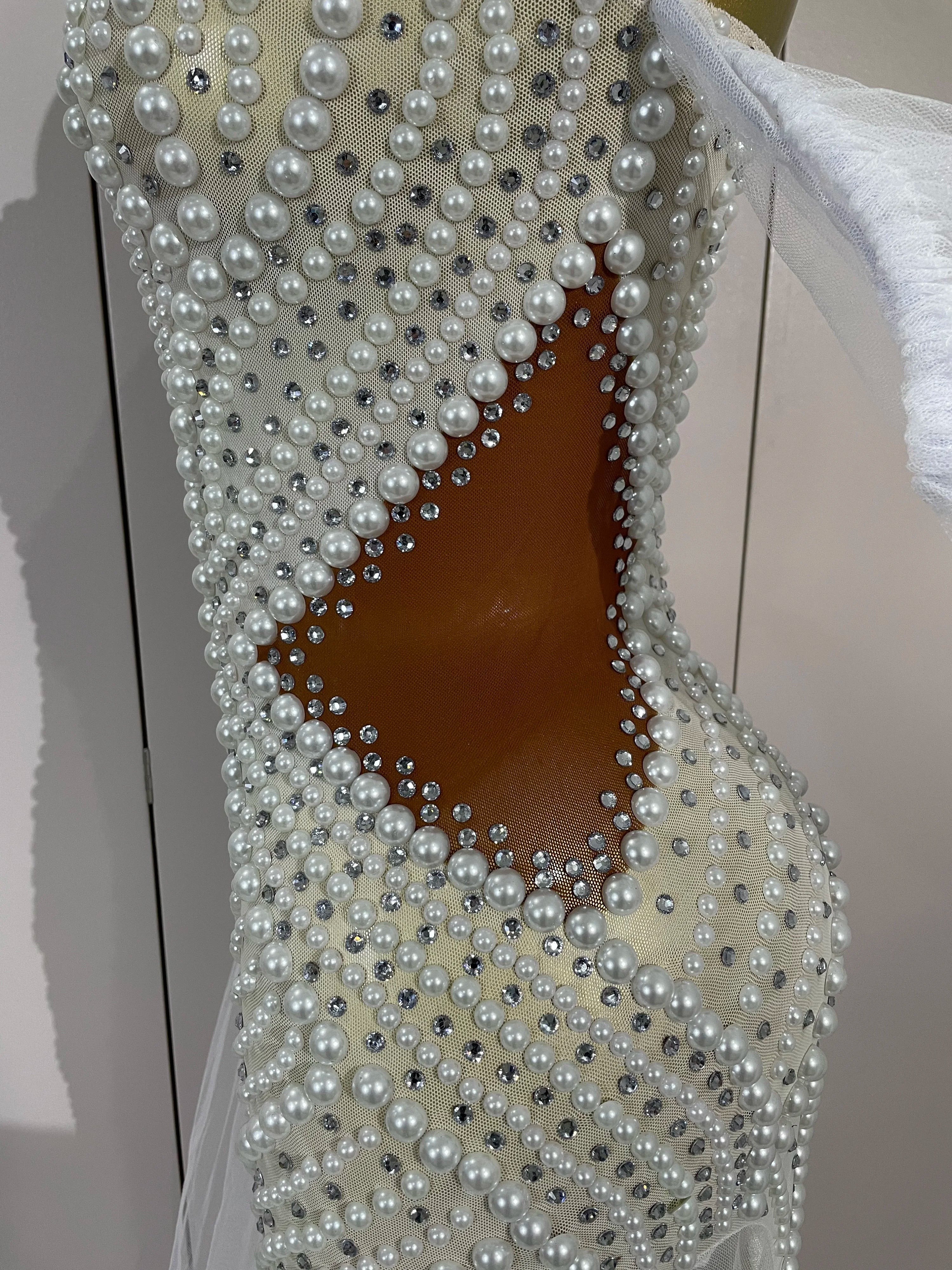 Elegant Sparkly Rhinestone White Pearl Sexy Strapless Mesh Long Dress Wedding Guest Gowns Luxury Birthday Evening Party Dress