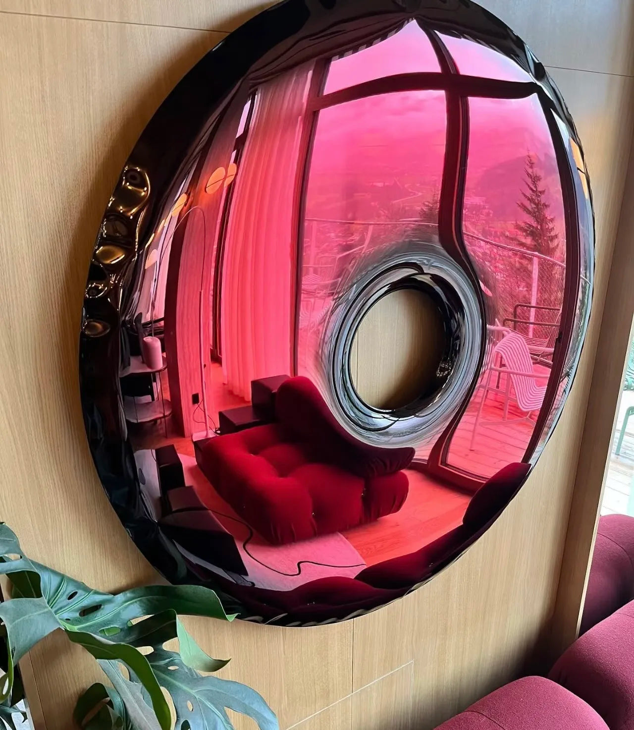 Modern light luxury stainless steel donut wall decoration mirror metal painting hotel model room sofa background