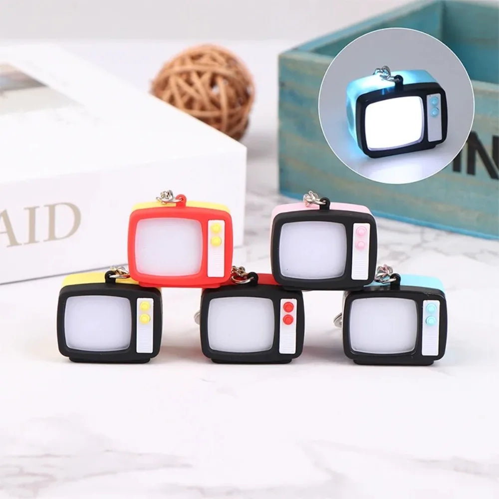 Creative Retro Television Keychain Miniature Television Tv Keychain Pendant Creative Children  Model  Led Keychain Home