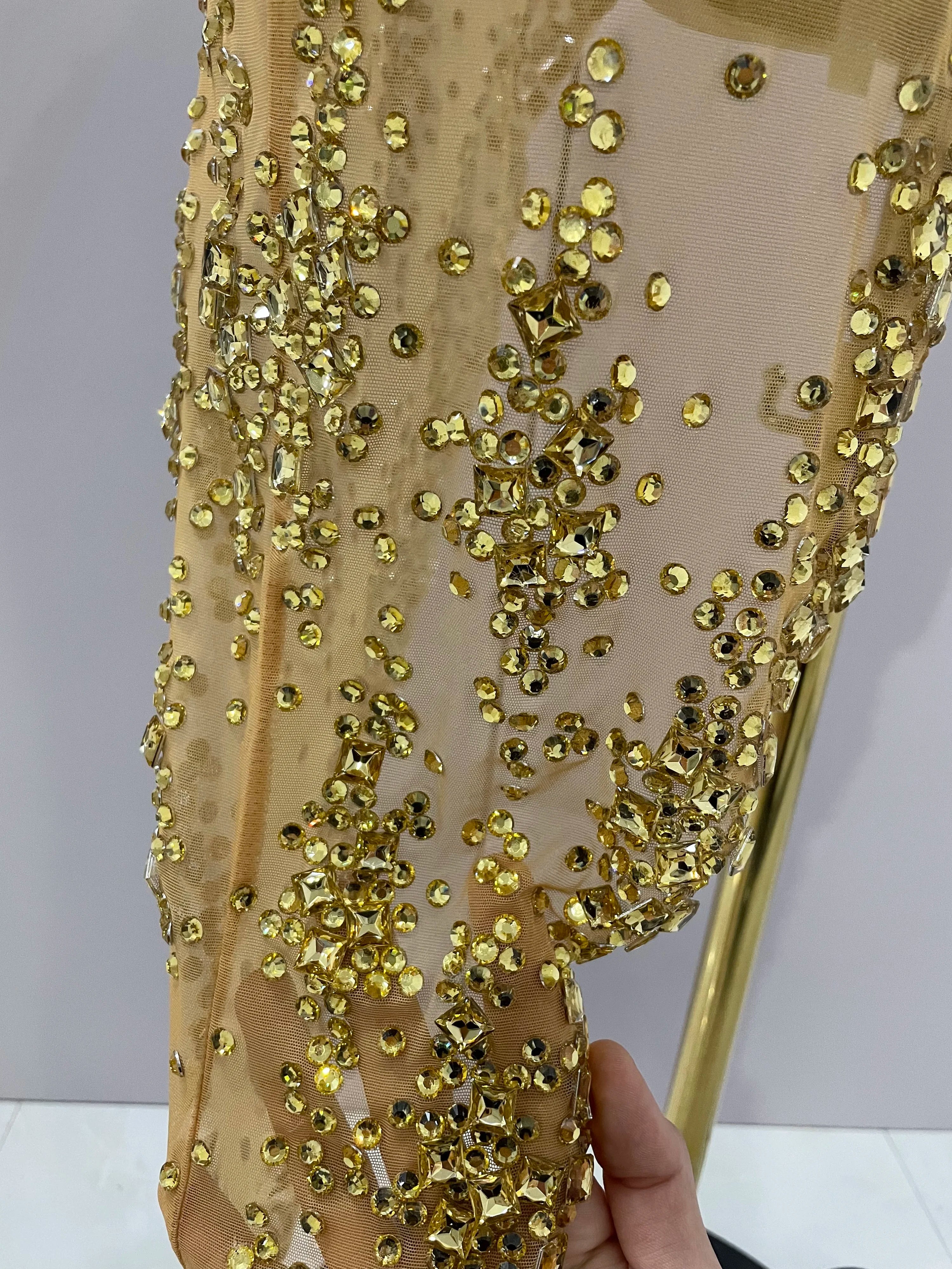 2025 New Sparkly Rhinestone V Neck Stretch Mesh Sexy See Through Dress Women Elegant Party Celebrate Perform Costume Stage Outfi
