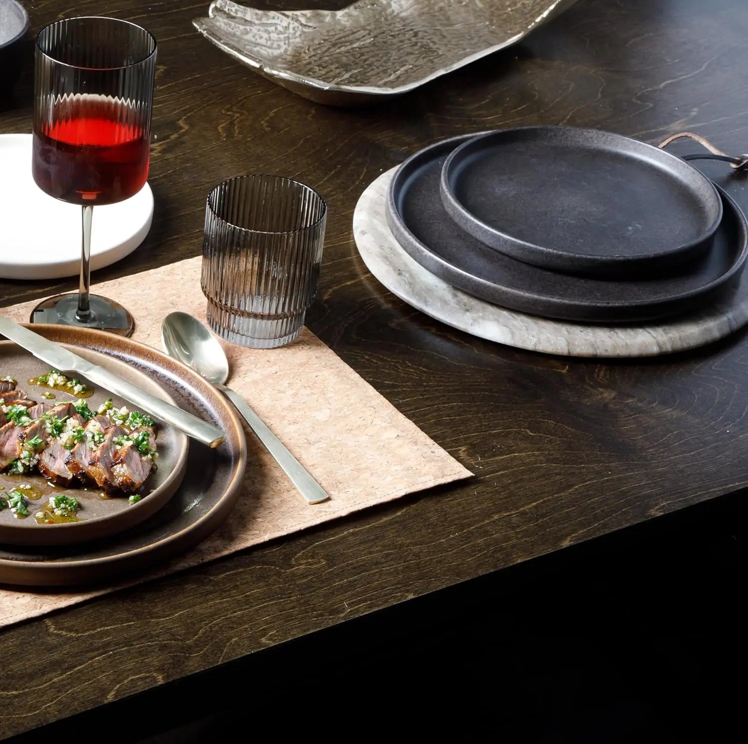 16pc Stoneware Dinnerware Set, Reactive Glaze Plates Bowls, Black