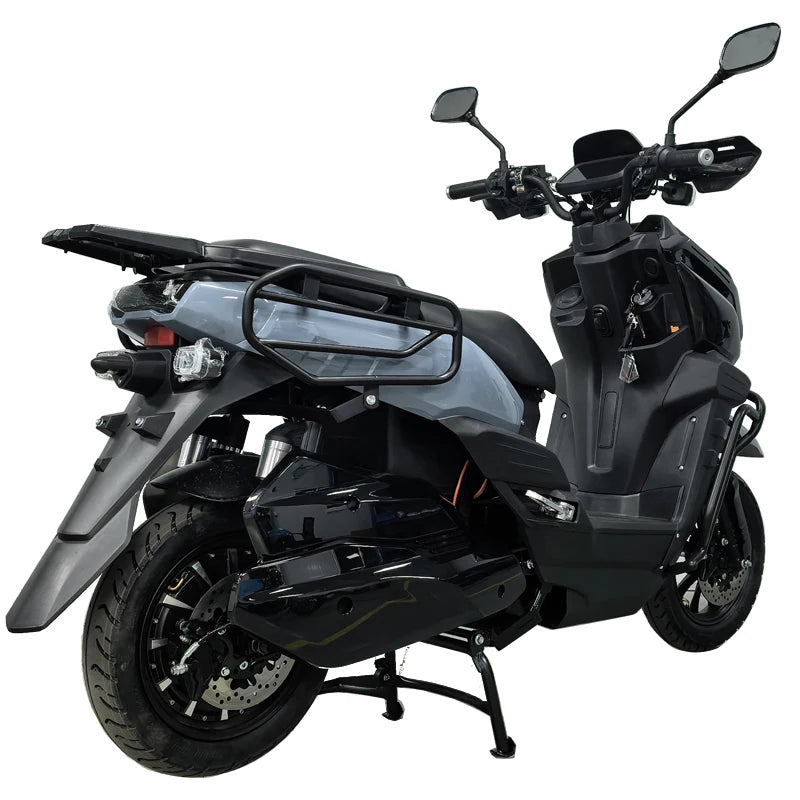 SXLL China wholesale   SKD 2700W 12 inch electric racing scooter 80 km/h fast electric motorcycle adult use