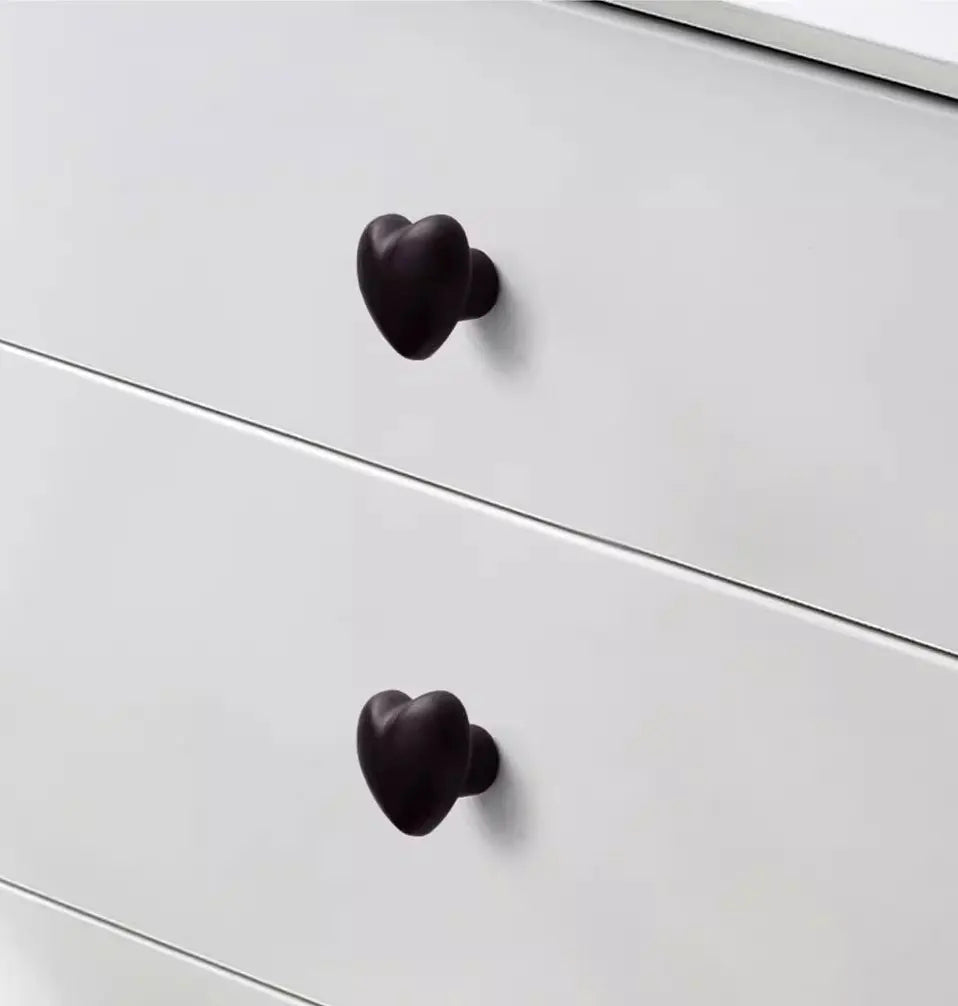 Colorful Ceramic Cabinet Handles for Children's Room Cute Drawer Round Knobs Heart Shaped Wardrobe Pulls Furniture Hardware1 pc