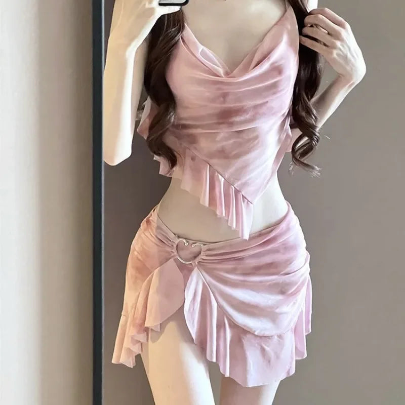 Bikini swimsuit women's 2025 new three-piece set, advanced sense split, meat cover, conservative seaside vacation, niche hot