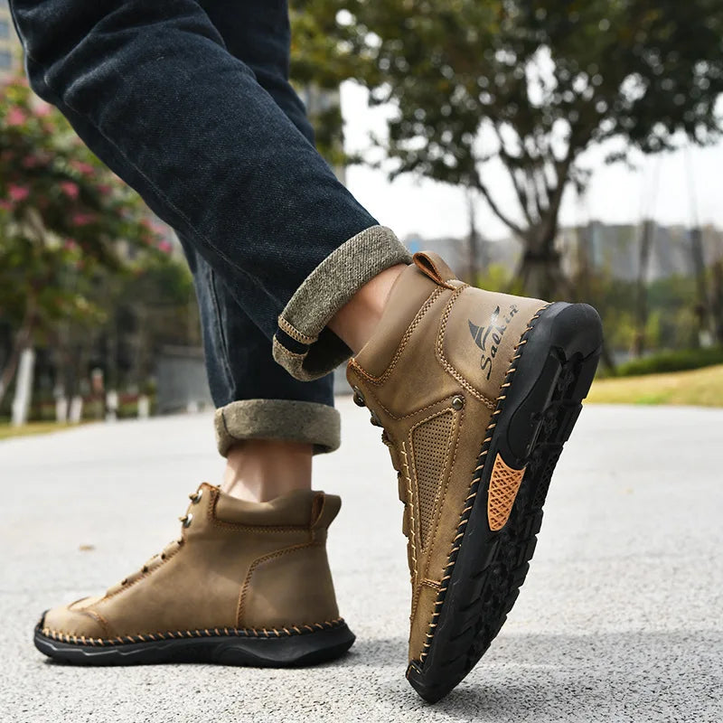 Handmade Men Boots Design Sneakers Man Outdoor Casual Leather Men Shoes Ankle Boots Fall Breathable Hot Sale 2025