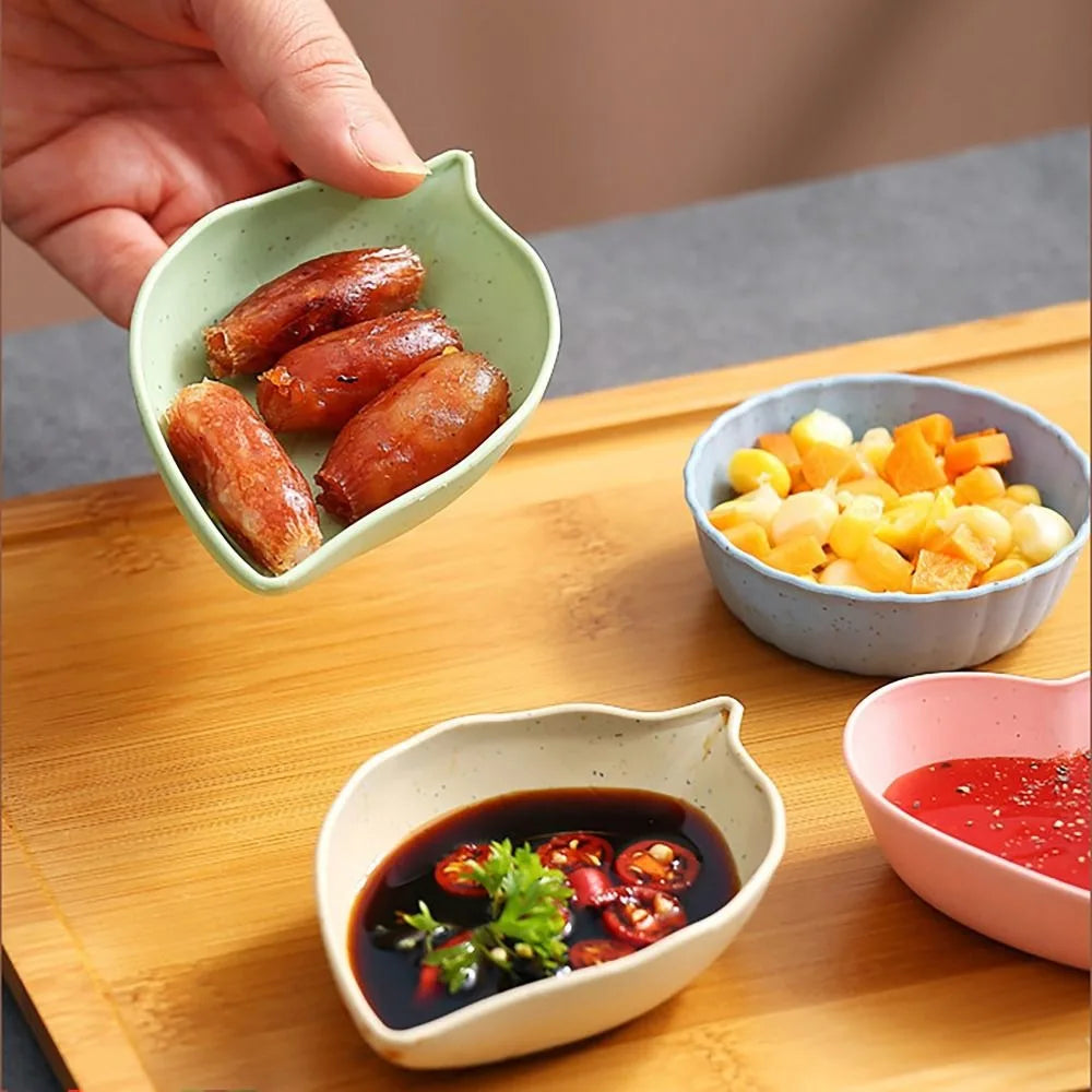 Durable Wheat Straw Seasoning Dish Kitchen Utensils Tableware Snack Plate Leaf Round Shape Tableware Bowl Barbecue