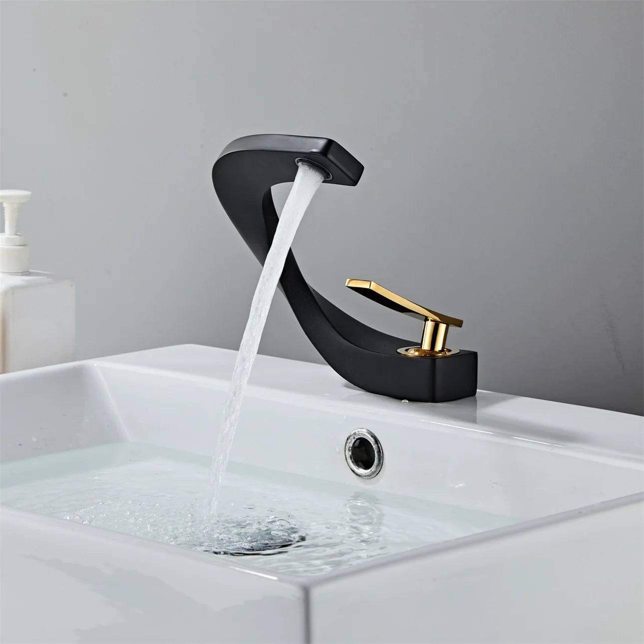 Basin Faucet  Brass Hot and Cold Wash Basin Faucet White with Gold Bathroom Basin Modern Minimalist Creative Faucet PP-12085