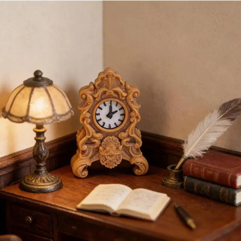 1Pcs 1:12 Scale Dollhouse Miniature Clock Old Style Table and Floor Clocks for Display and Dollhouse Scene Decor