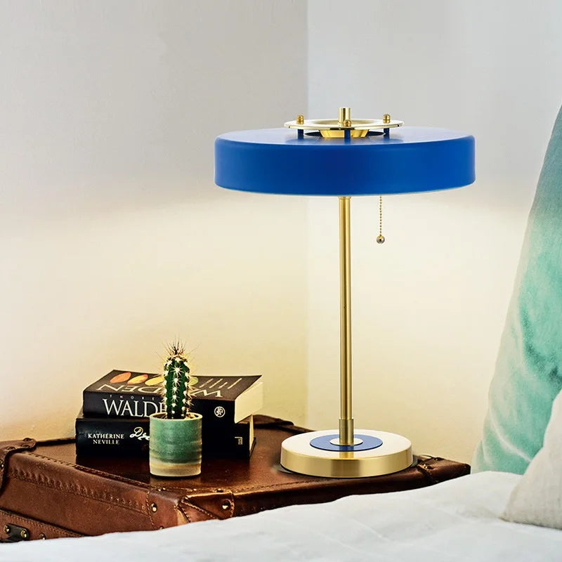 Nordic Novelty Table Lamp Modern Luxury Desk Light with E27 Bulb for Bedroom Bedside
