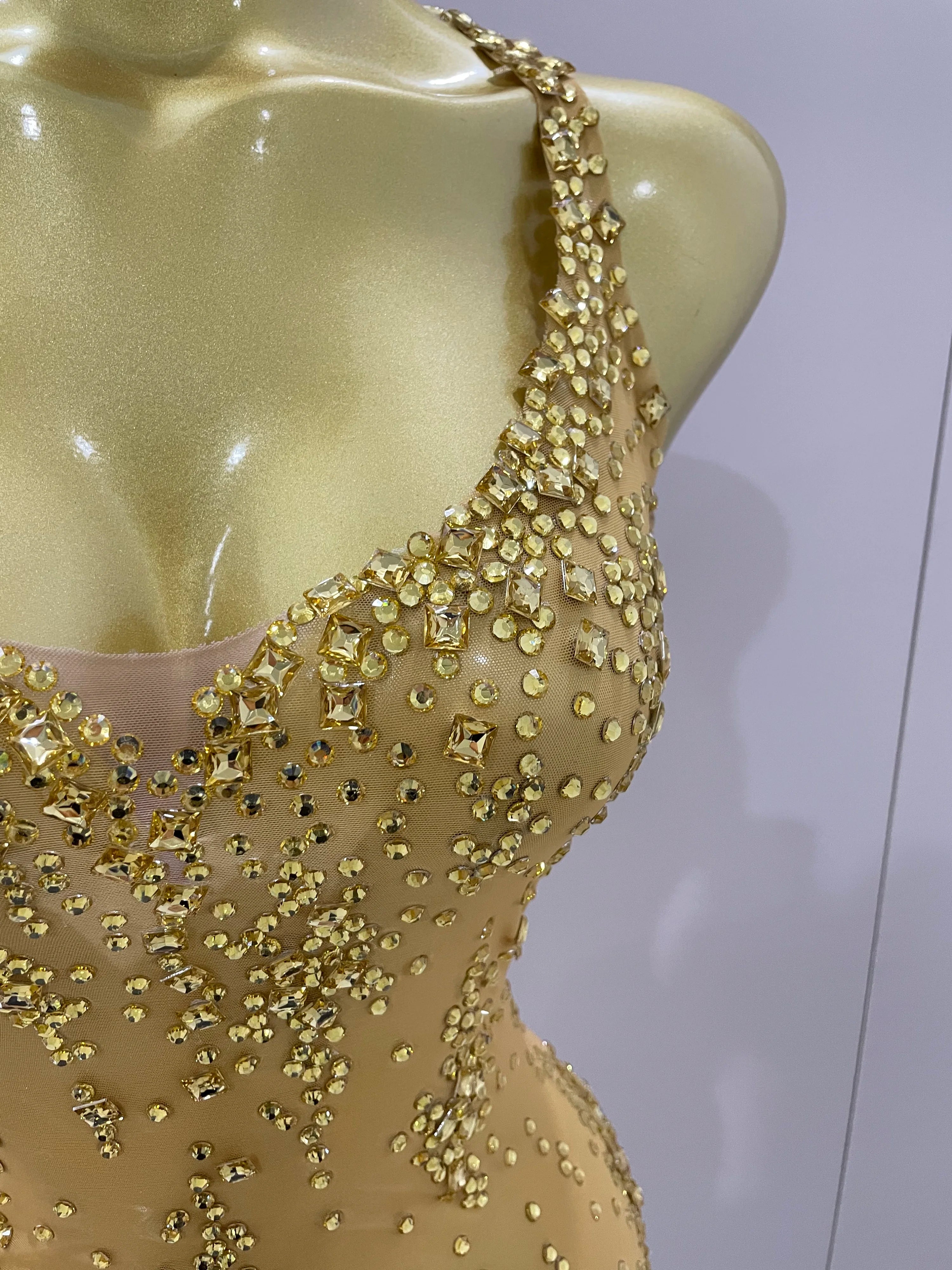 2025 New Sparkly Rhinestone V Neck Stretch Mesh Sexy See Through Dress Women Elegant Party Celebrate Perform Costume Stage Outfi