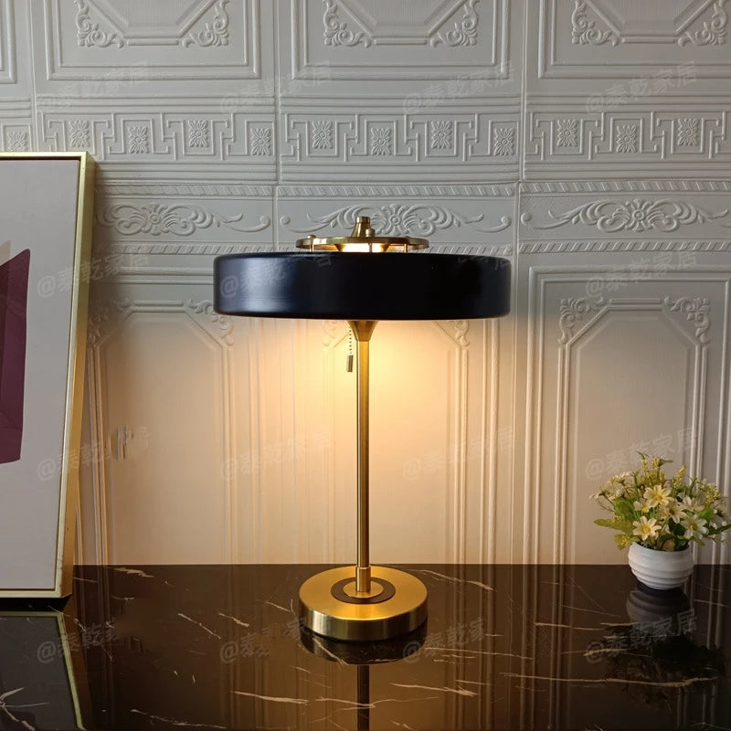 Nordic Novelty Table Lamp Modern Luxury Desk Light with E27 Bulb for Bedroom Bedside
