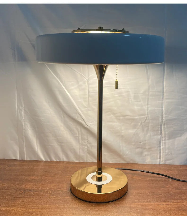 Nordic Novelty Table Lamp Modern Luxury Desk Light with E27 Bulb for Bedroom Bedside
