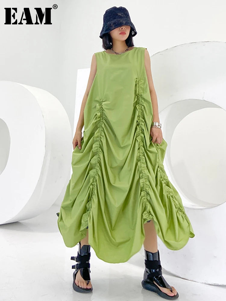 [EAM] Women Green Pleated Drawstring Long Irregular Vest Dress New Round Neck Sleeveless Fashion Tide Spring Summer 2026 1DJ2512