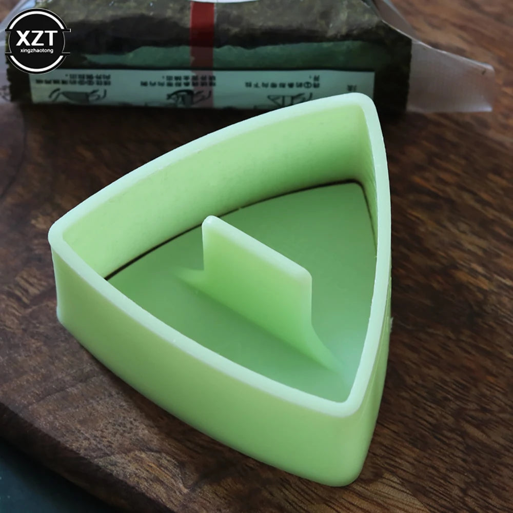 1Pc Triangular Plastic DIY Sushi Rice Ball Maker Mould Onigiri Mold Set Kitchen Gadgets Stuff Japanese Kitchen Bento Accessories