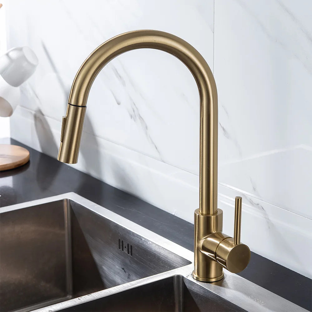 Stainless Steel Kitchen Sink Faucet Pull Out Sprayer Hot Cold Water Mixer Tap Deck Mounted Single Hole Modern Kitchen Tap