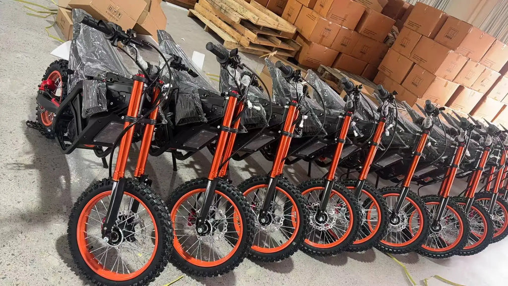 Dropshipping Electric Motocross Bike 60V 27AH 1600W,40Mph,37 Miles,Urban Commuting Front 17";Rear 14" Off-Road Electric Bike