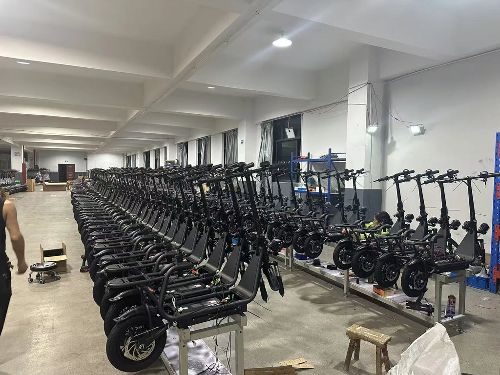 Electric Scooter Foldable E Scooter 350W 20KM/H for Adults Men Women Urban Commuting Outdoor Travel Campus Riding High Speed Lon