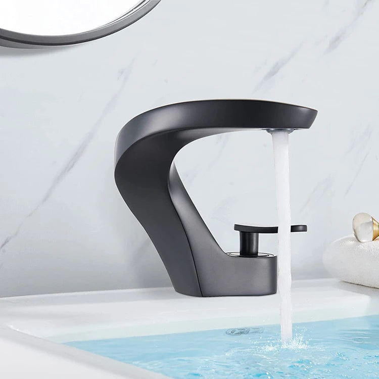 Luxury Bathroom Faucet Curve Single Handle Wash Basin Sink Faucet Hot And Cold Water Sink Mixer Tap Brass Deck Mounted Torneira