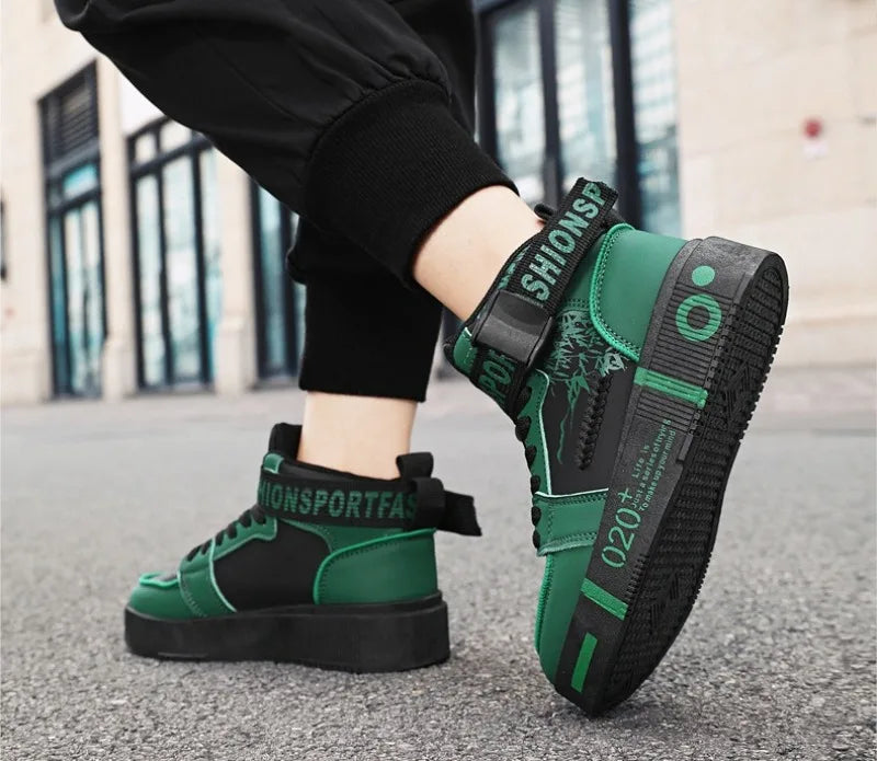 2026Men High Top Boots Platform Vulcanized Sneakers Lace Up Soft Sole Men Casual Walking Shoes Ankle Boots Tenis Masculino 39-45