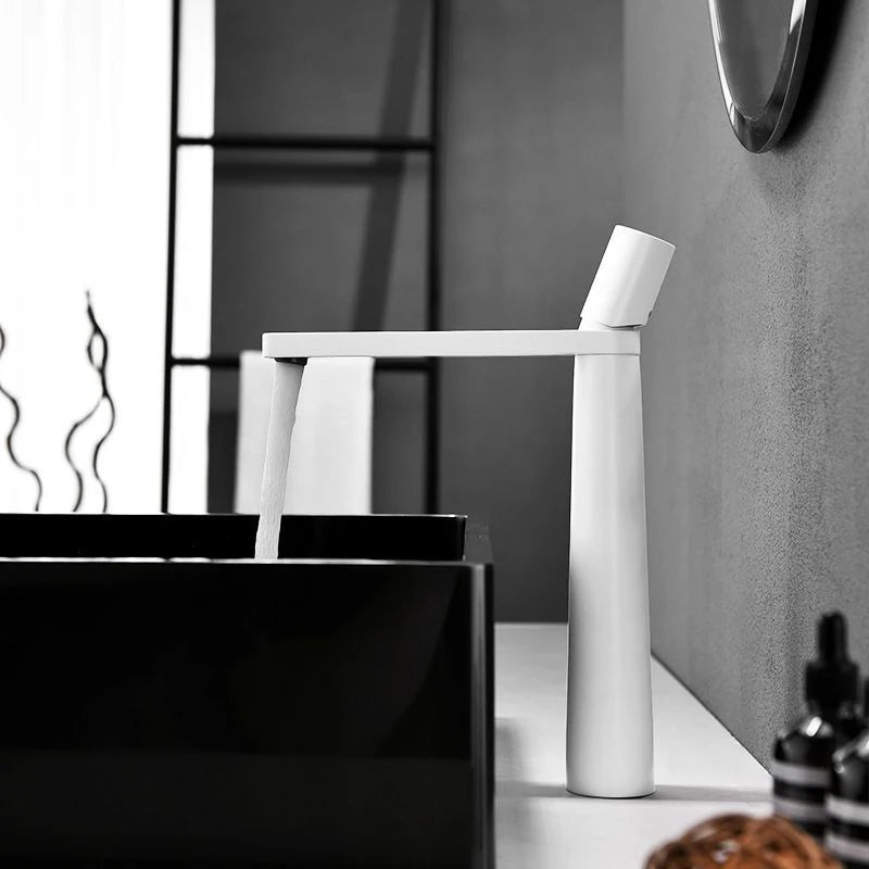 Bathroom Basin Faucet Stainless steel Mixer Tap Black/Chrome/White Wash basin Faucet Single Handle Hot and Cold Faucet