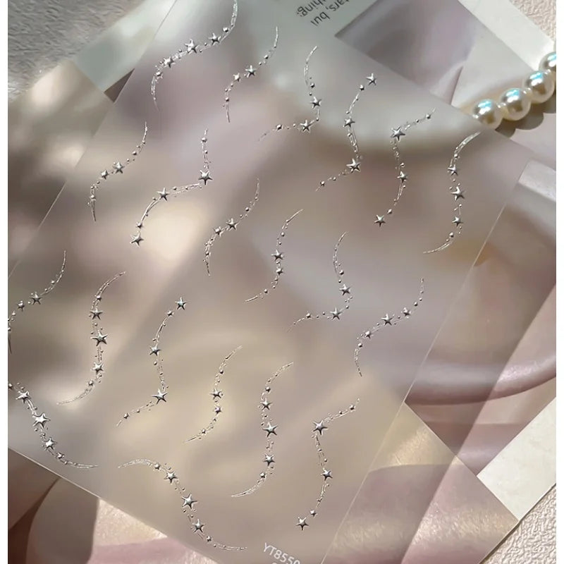 Cute Shiny Stars Chain Nail Stickers Gold and Silver Wavy Star Lines Self Adhesive Nail Stickers for Summer Nail Art Decoration