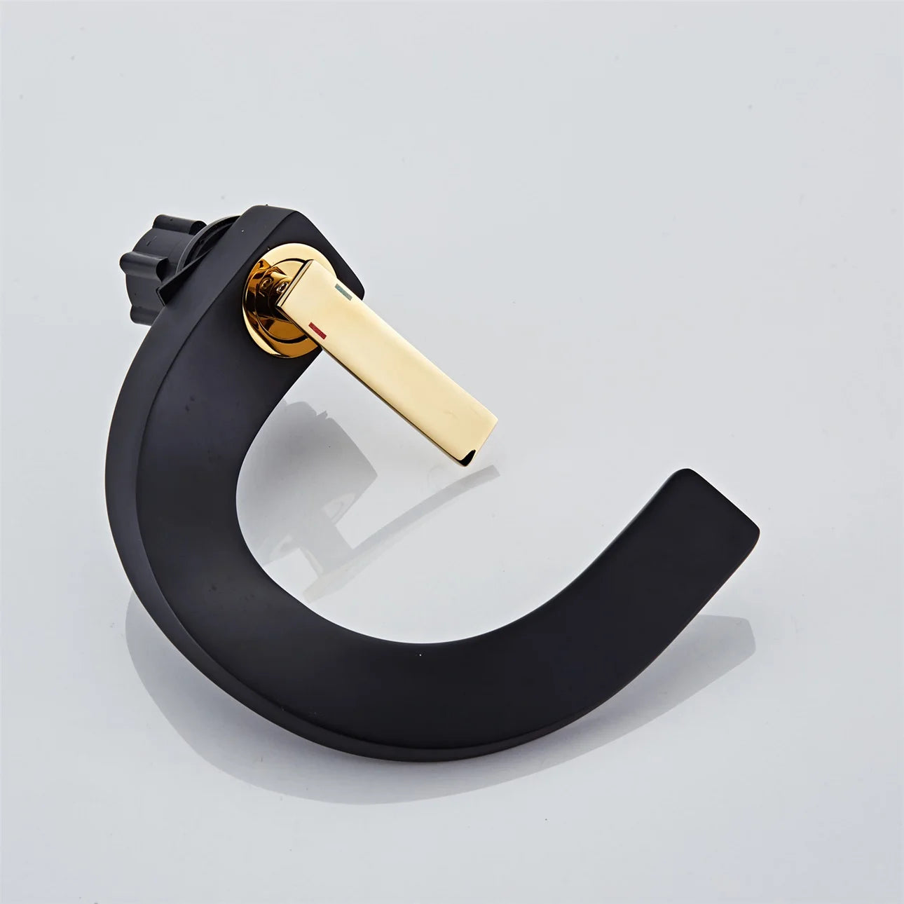 Basin Faucet  Brass Hot and Cold Wash Basin Faucet White with Gold Bathroom Basin Modern Minimalist Creative Faucet PP-12085